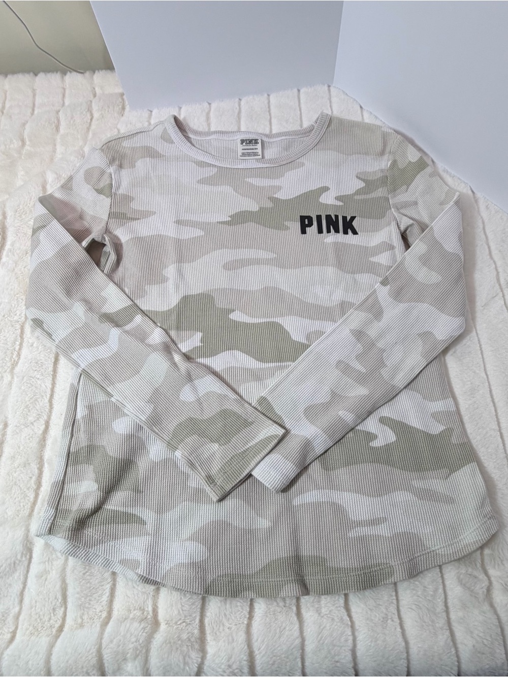 Women’s Xs PINK Victoria's Secret Long Sleeve Camo Thermal Top - Neutral Camo